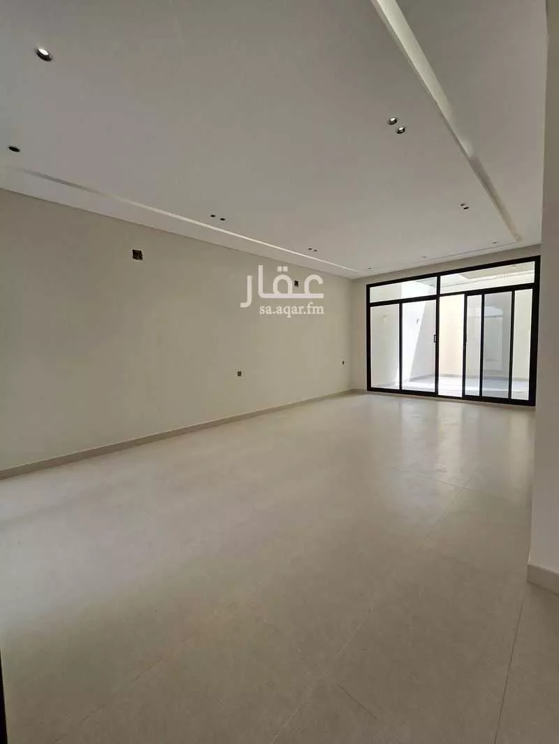 6 bedroom villa in Al Janadriyah 6