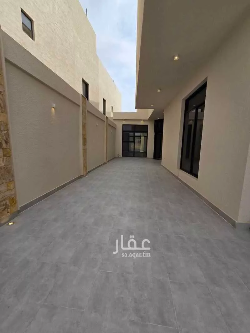 6 bedroom villa in Al Janadriyah 7