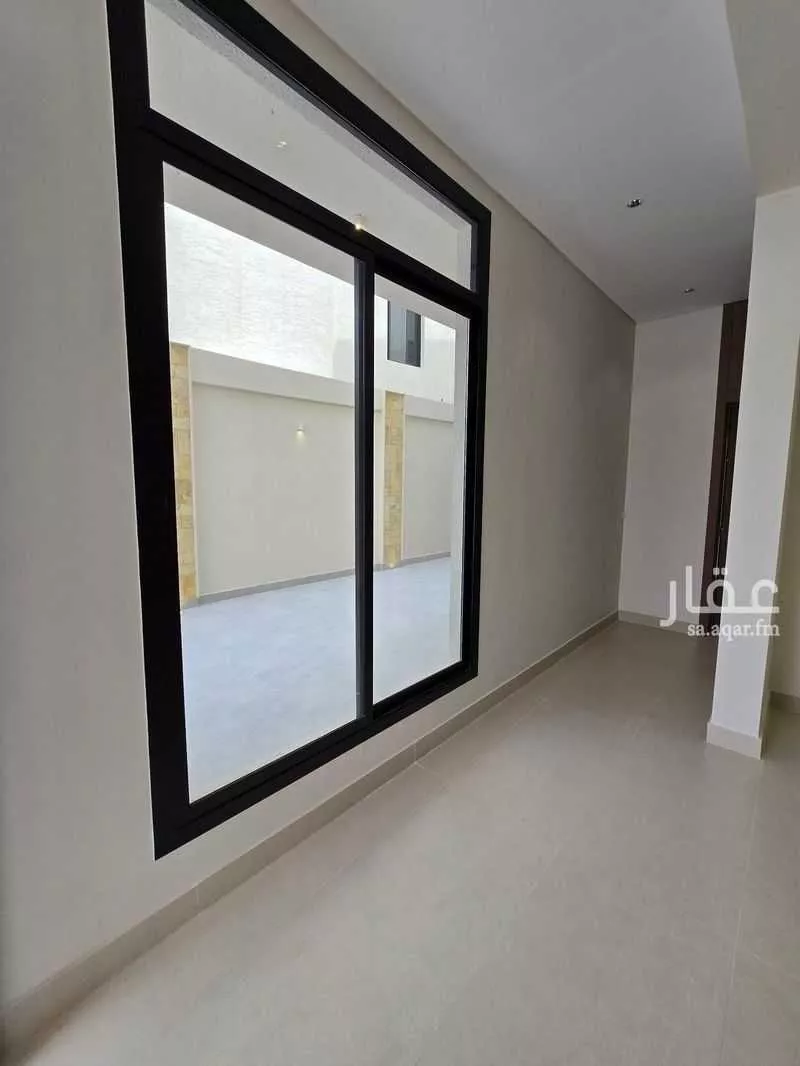 6 bedroom villa in Al Janadriyah 10