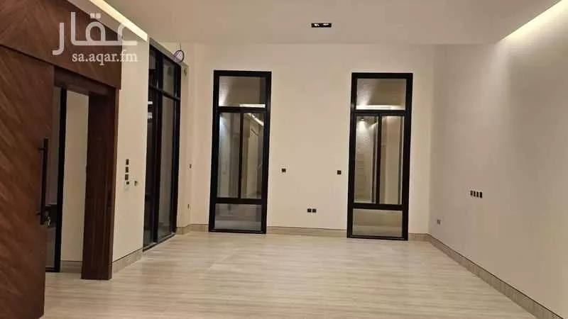 فيلا 5 غرف في العارض 15
