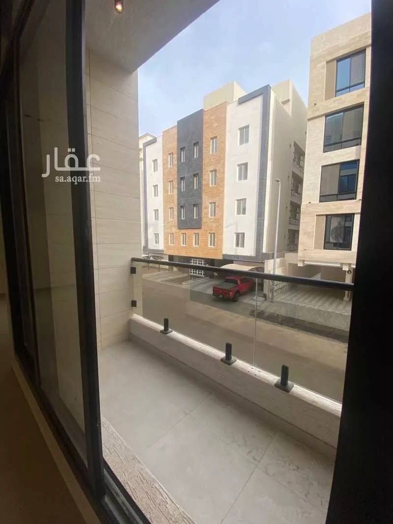 شقة 4 غرف في النعيم 5