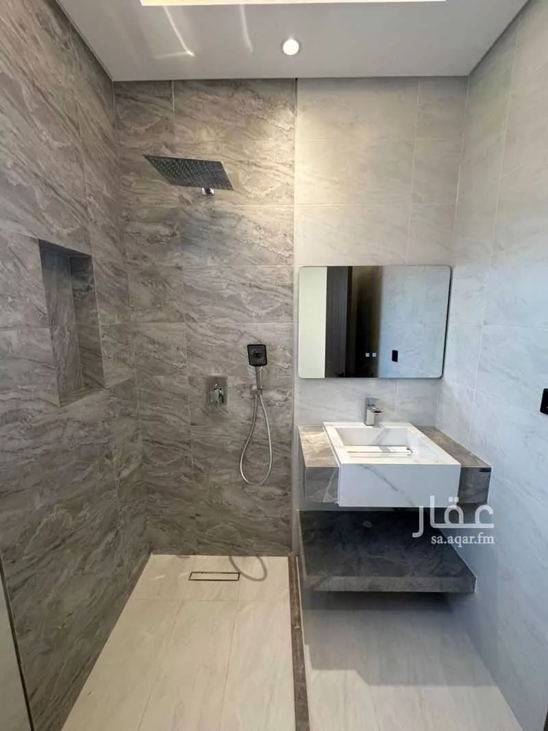 3 bedroom apartment in Al Rawdah 11