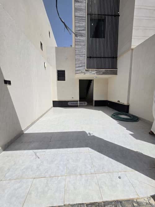 6 bedroom floor in Al Rimal 7