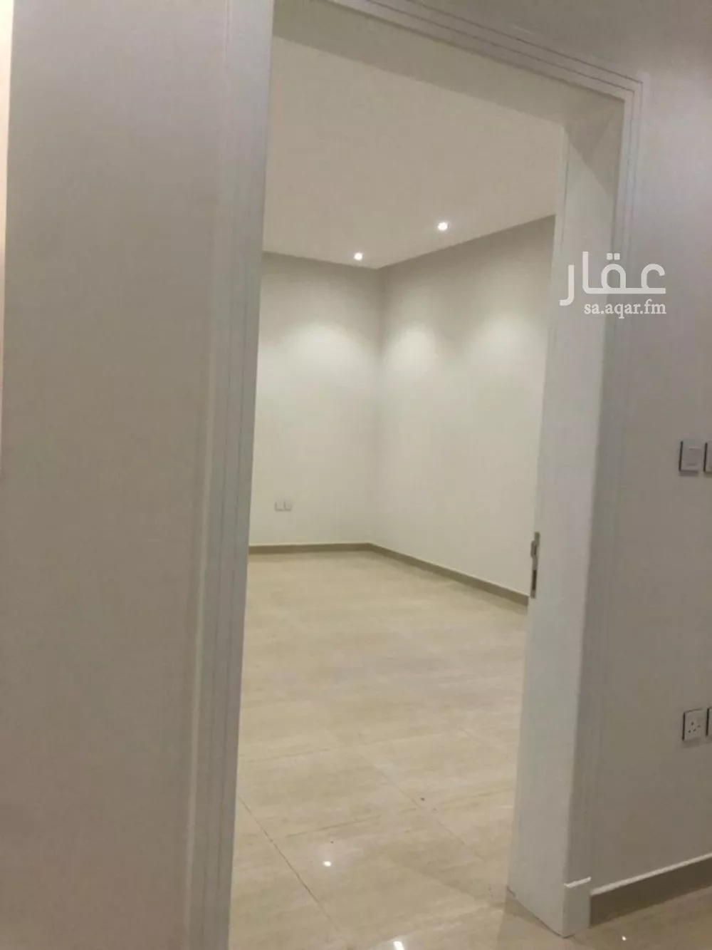 فيلا 6 غرف في المهدية 10