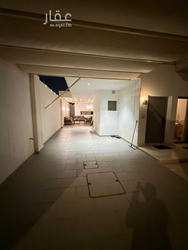 6 bedroom villa in Al Aridh 3