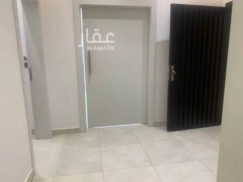 6 bedroom apartment in Muraykh 8