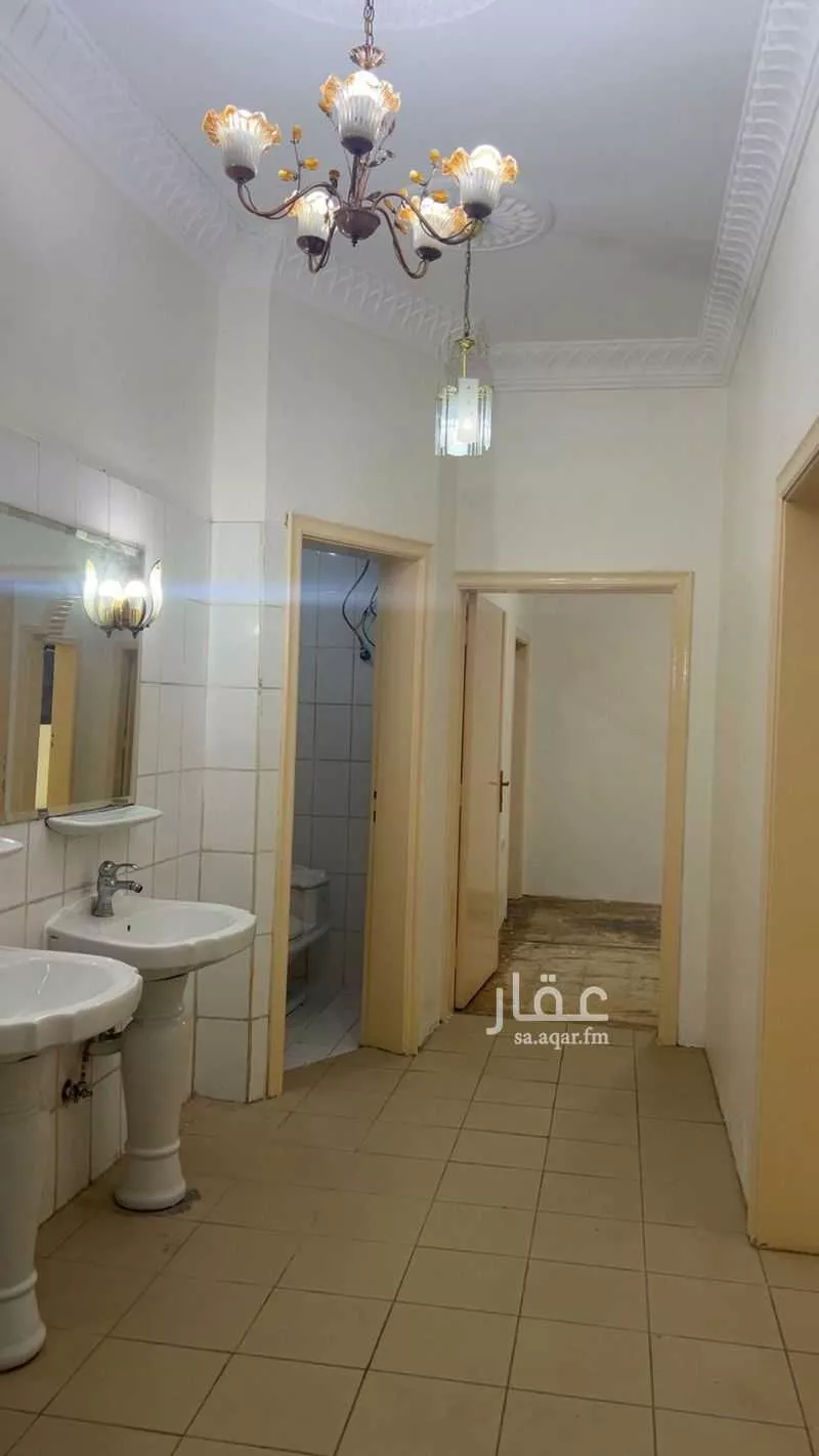 3 bedroom apartment in Al Rawdah 3