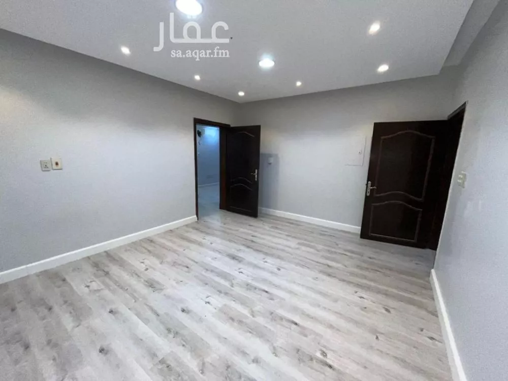 دور 5 غرف في الجسر 11