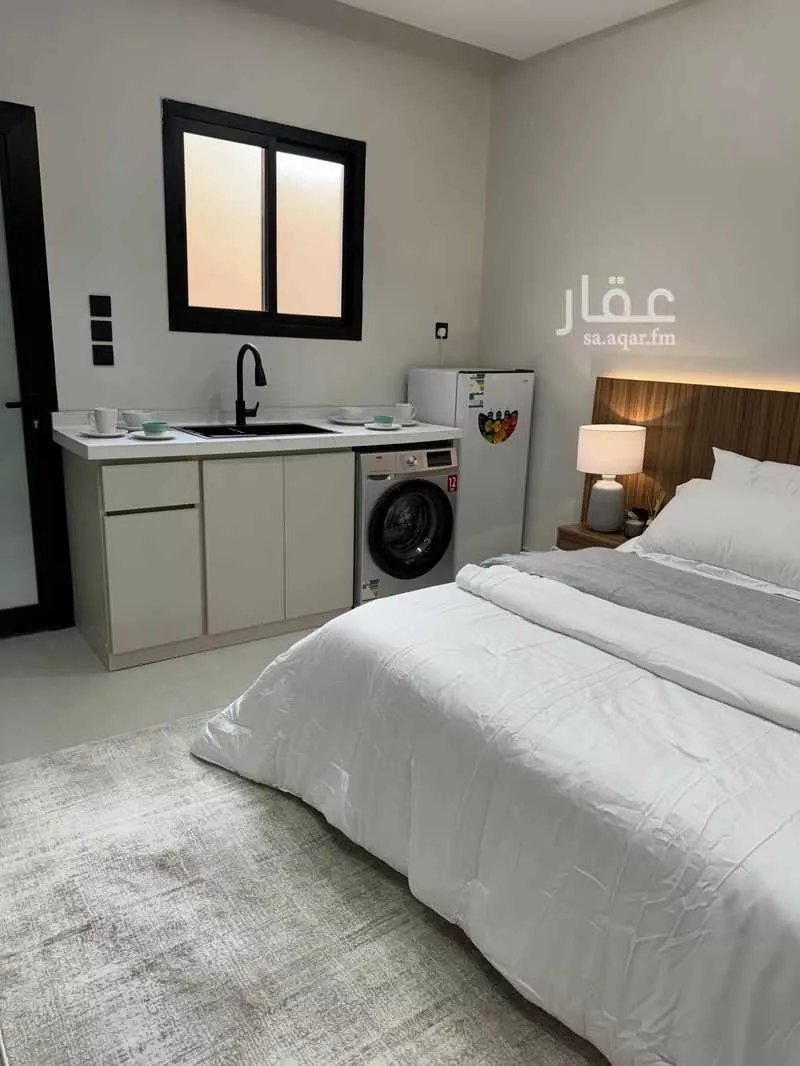 شقة 1 غرف في الملقا 4