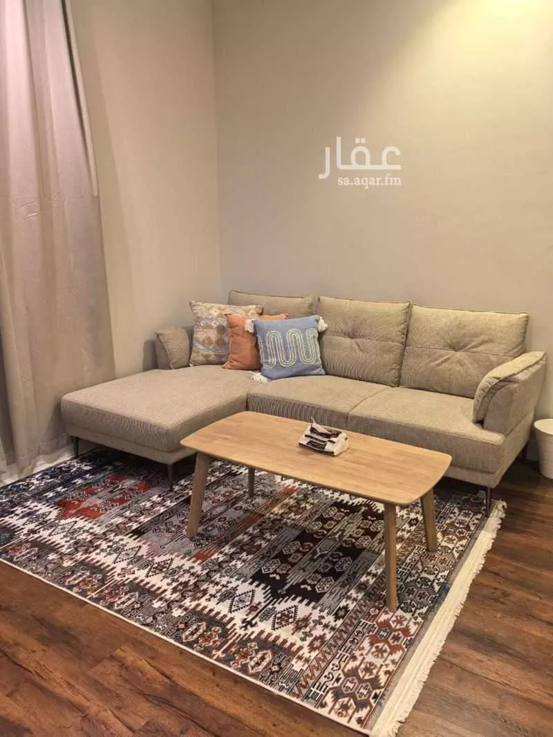 شقة 1 غرف في الحمرا 11