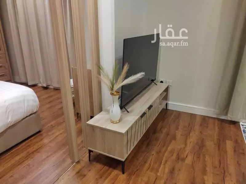شقة 1 غرف في الحمرا 4