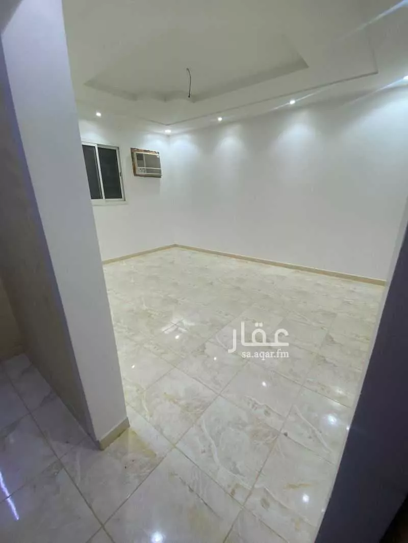 5 bedroom floor in Dhahrat Laban 7