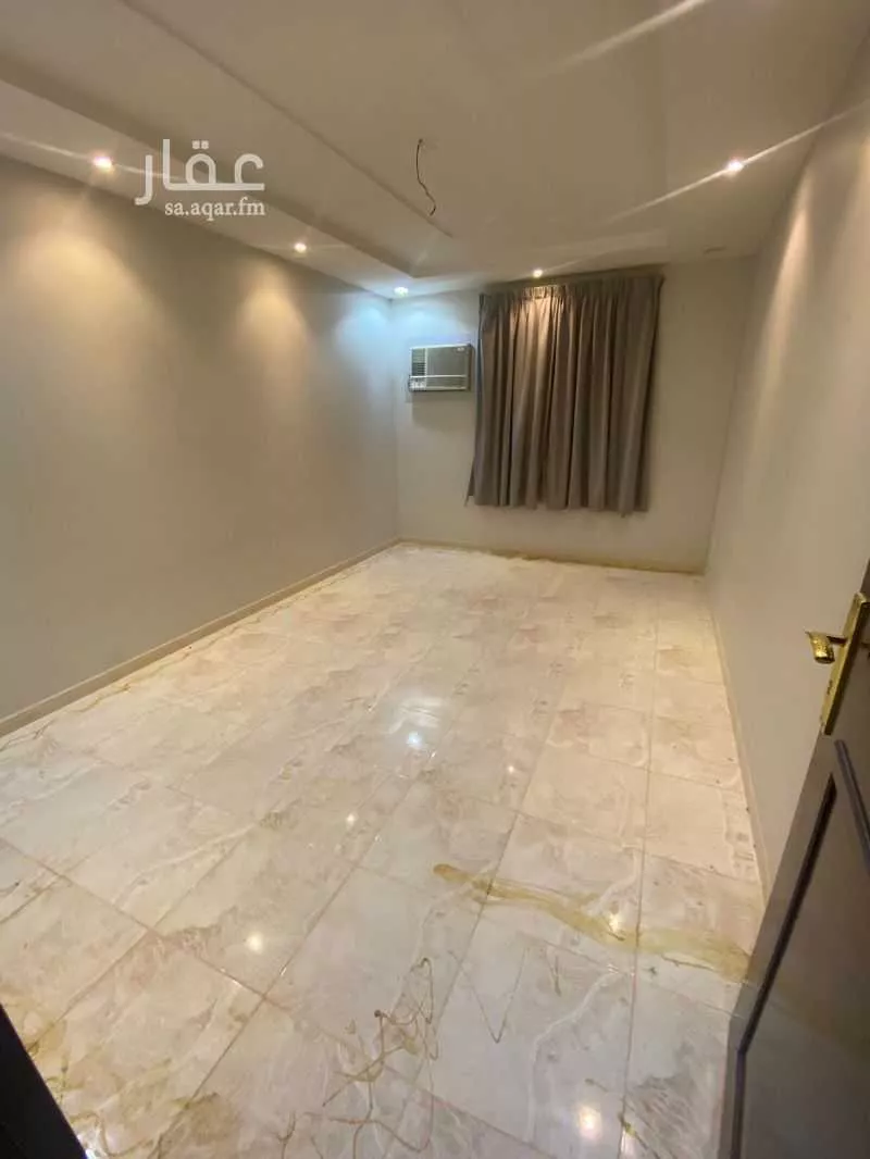5 bedroom floor in Dhahrat Laban 8
