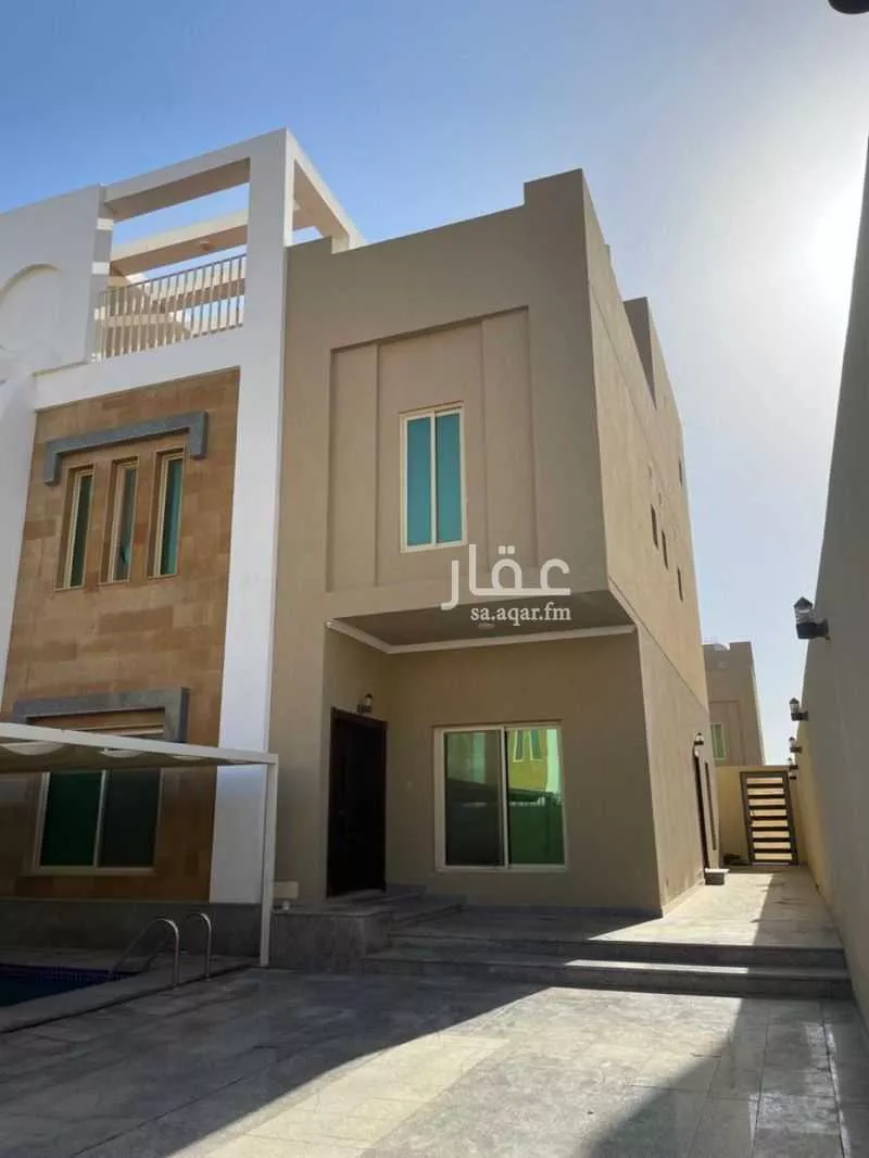 7 bedroom villa in Az Zomorod 6