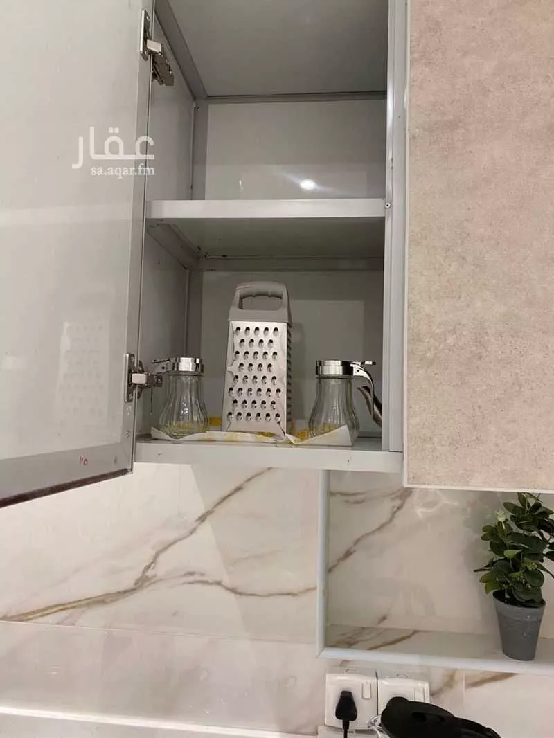 شقة 2 غرف في الشرق 22