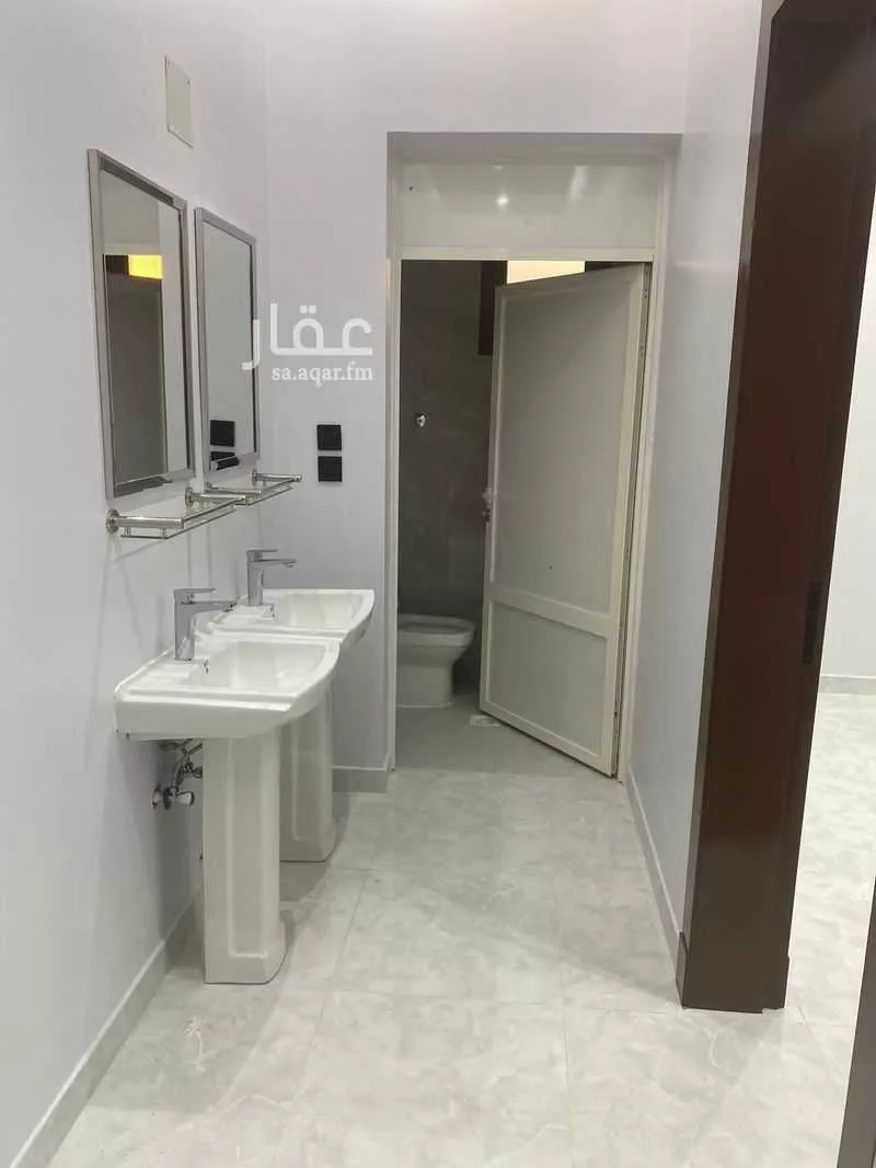 5 bedroom floor in Al Qairawan 5
