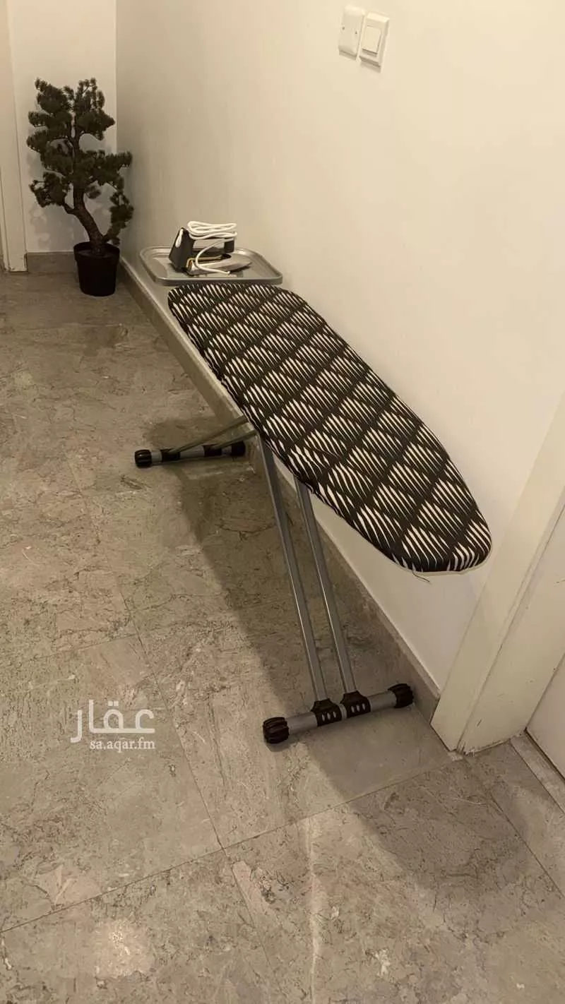 6 bedroom floor in Al Falah 11