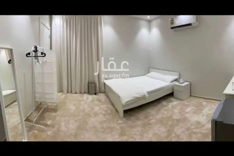 6 bedroom floor in Al Falah 3