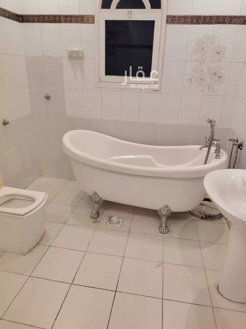 8 bedroom floor in Al Nahda 5