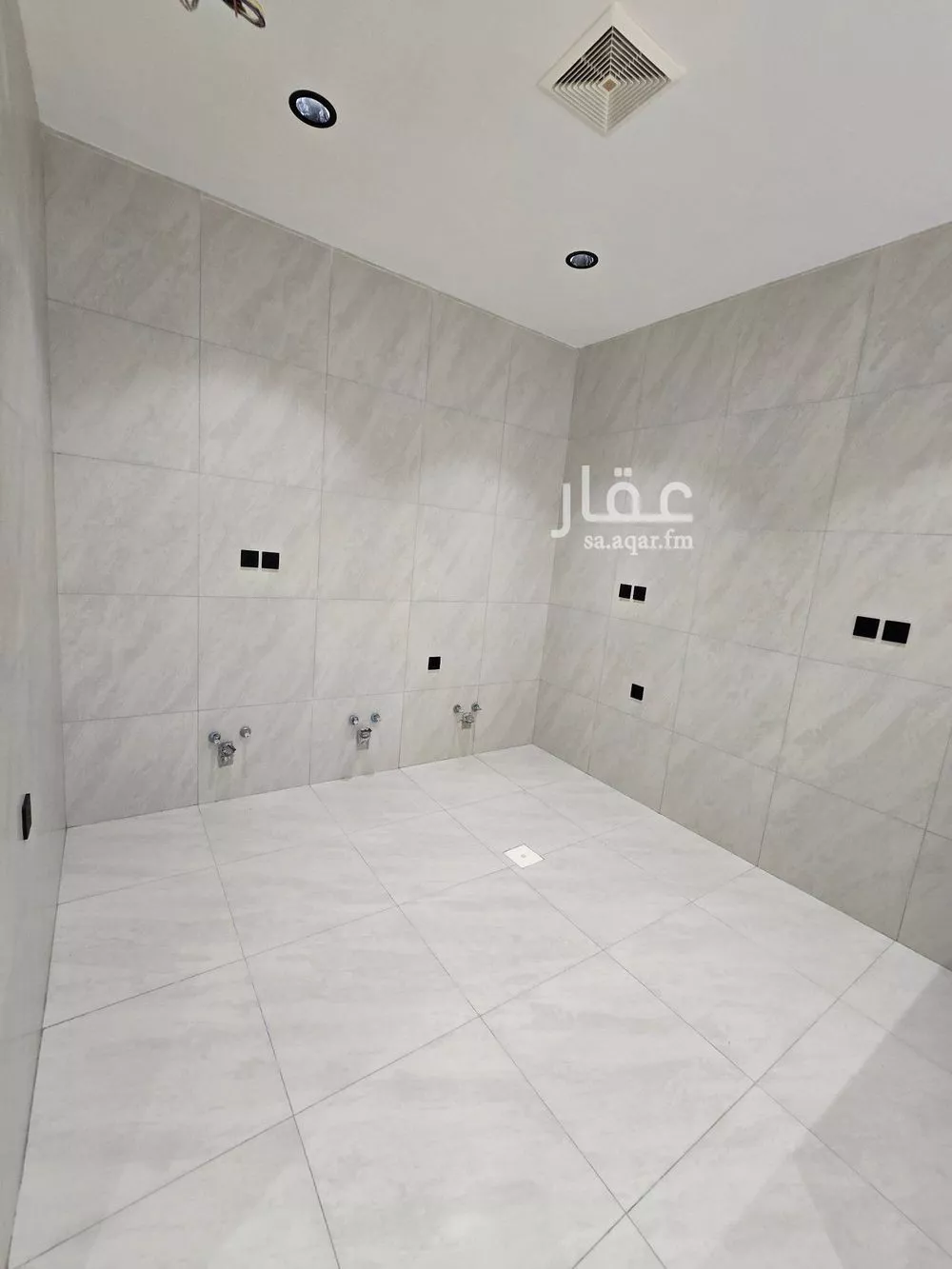 3 bedroom apartment in Al Nuzhah 3