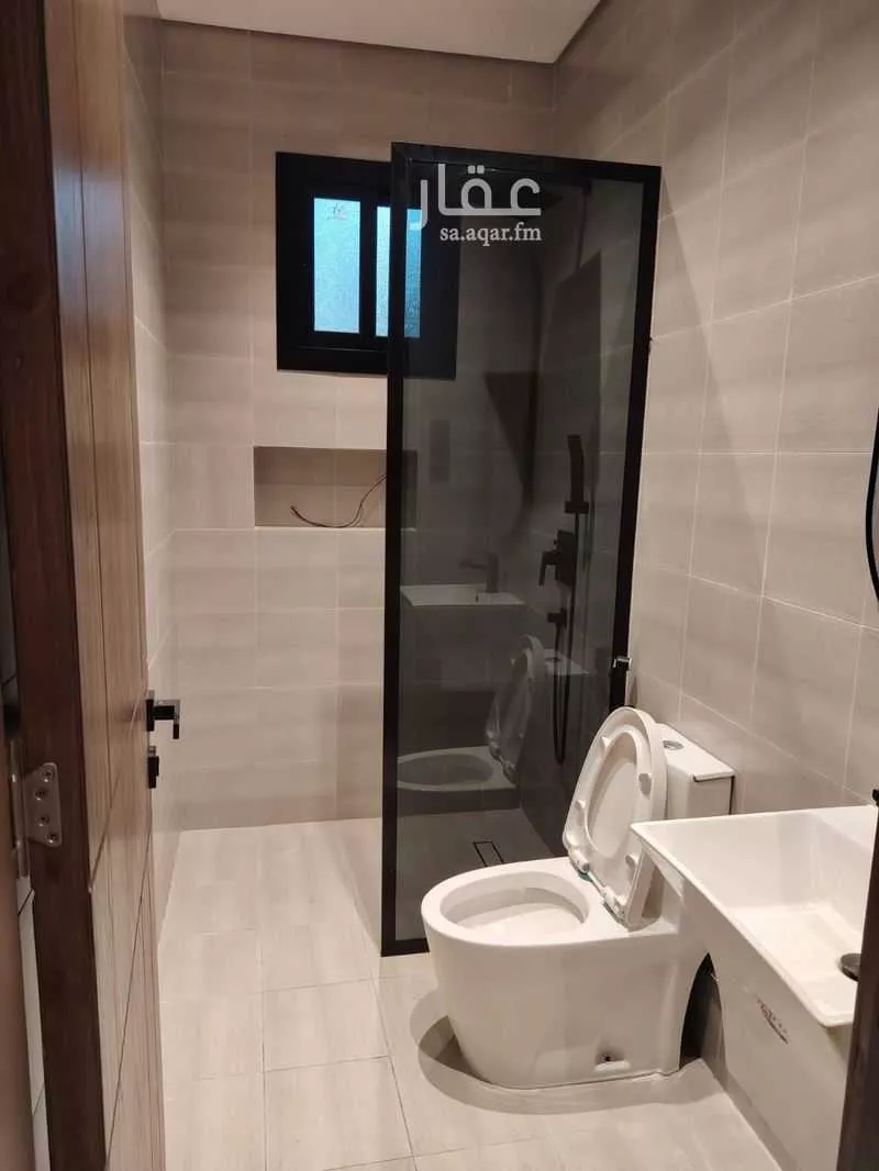 3 bedroom apartment in Al Salamah 5