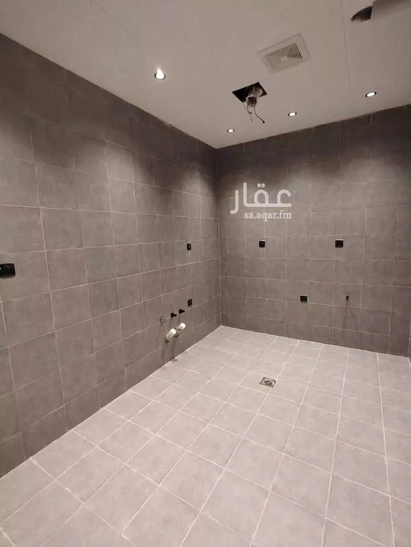 3 bedroom apartment in Al Salamah 6