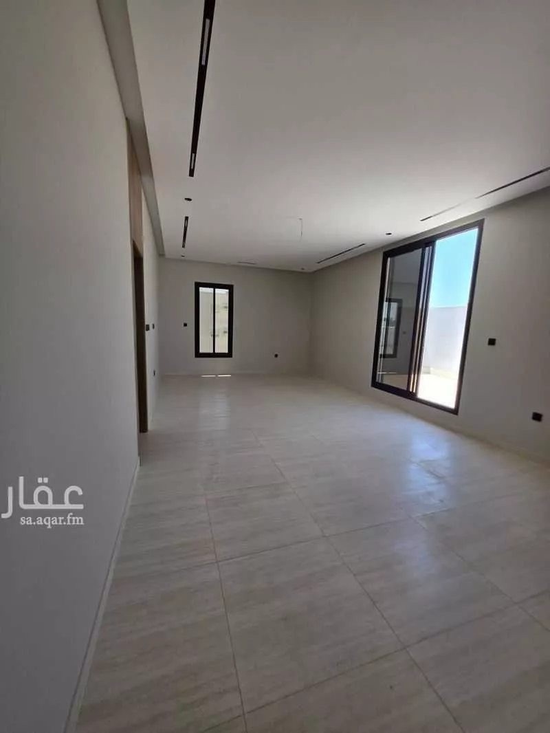 عمارة 127 م² في الروضة 26