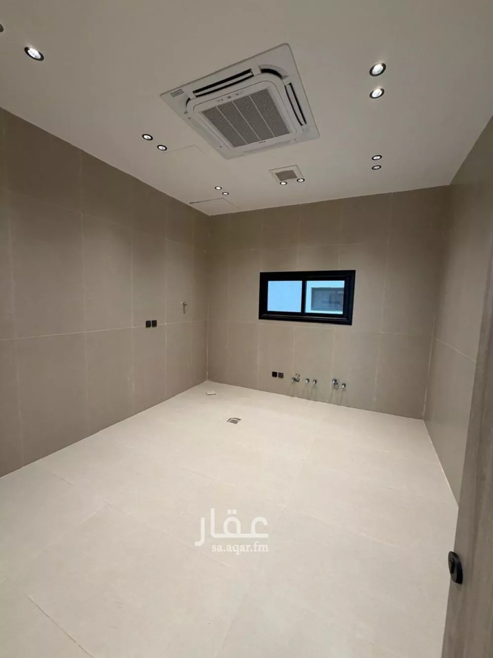 3 bedroom floor in Al Rimal 10