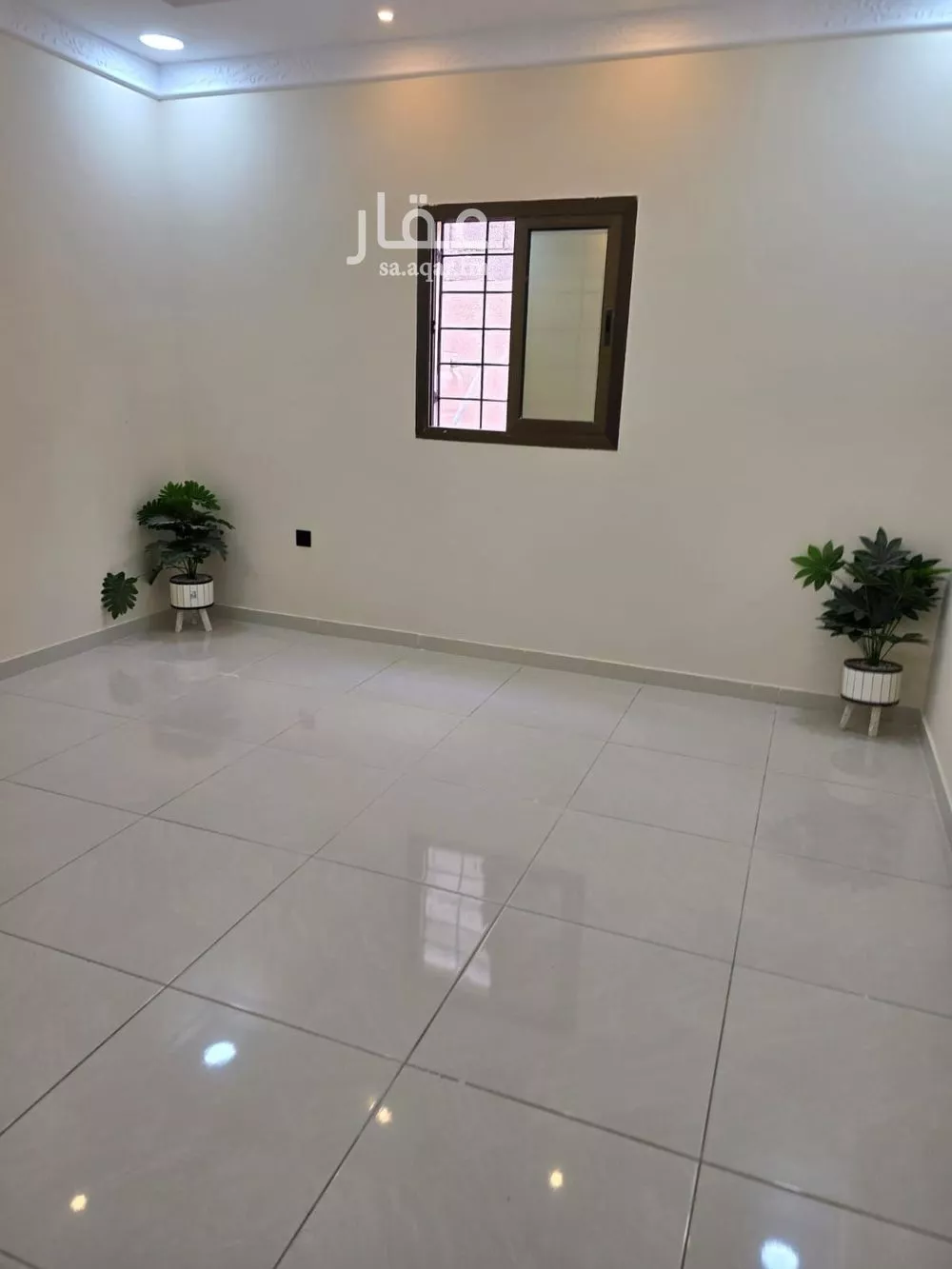 8 bedroom villa in Dahiat King Fahd 23