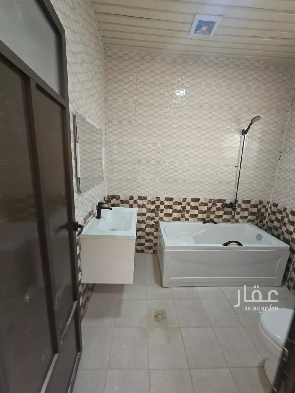 8 bedroom villa in Dahiat King Fahd 24