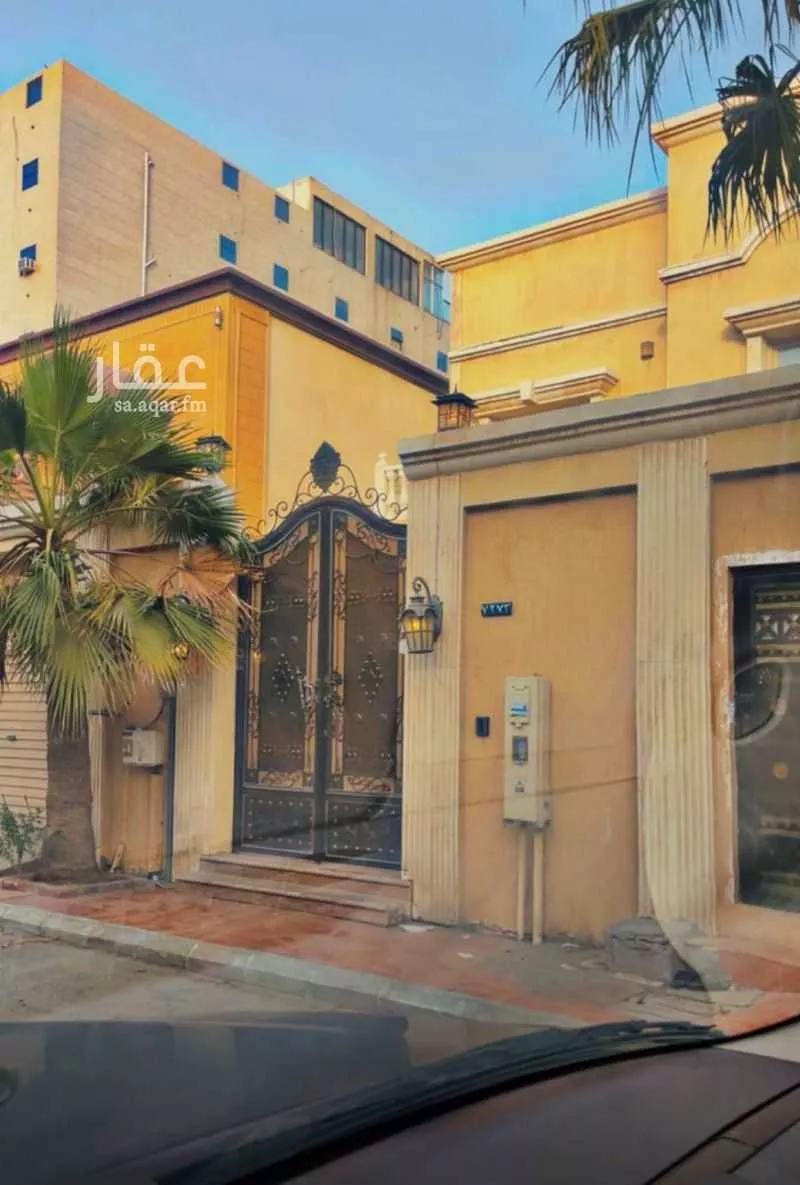 8 bedroom villa in Al Nuzhah 4