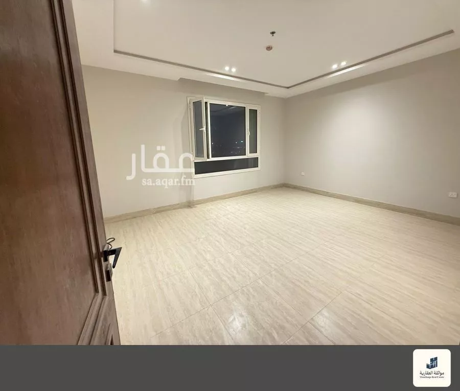 3 bedroom apartment in Al Hamra 8