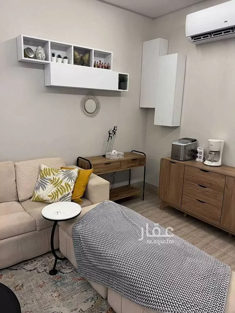 4 bedroom apartment in Al Hamra 4