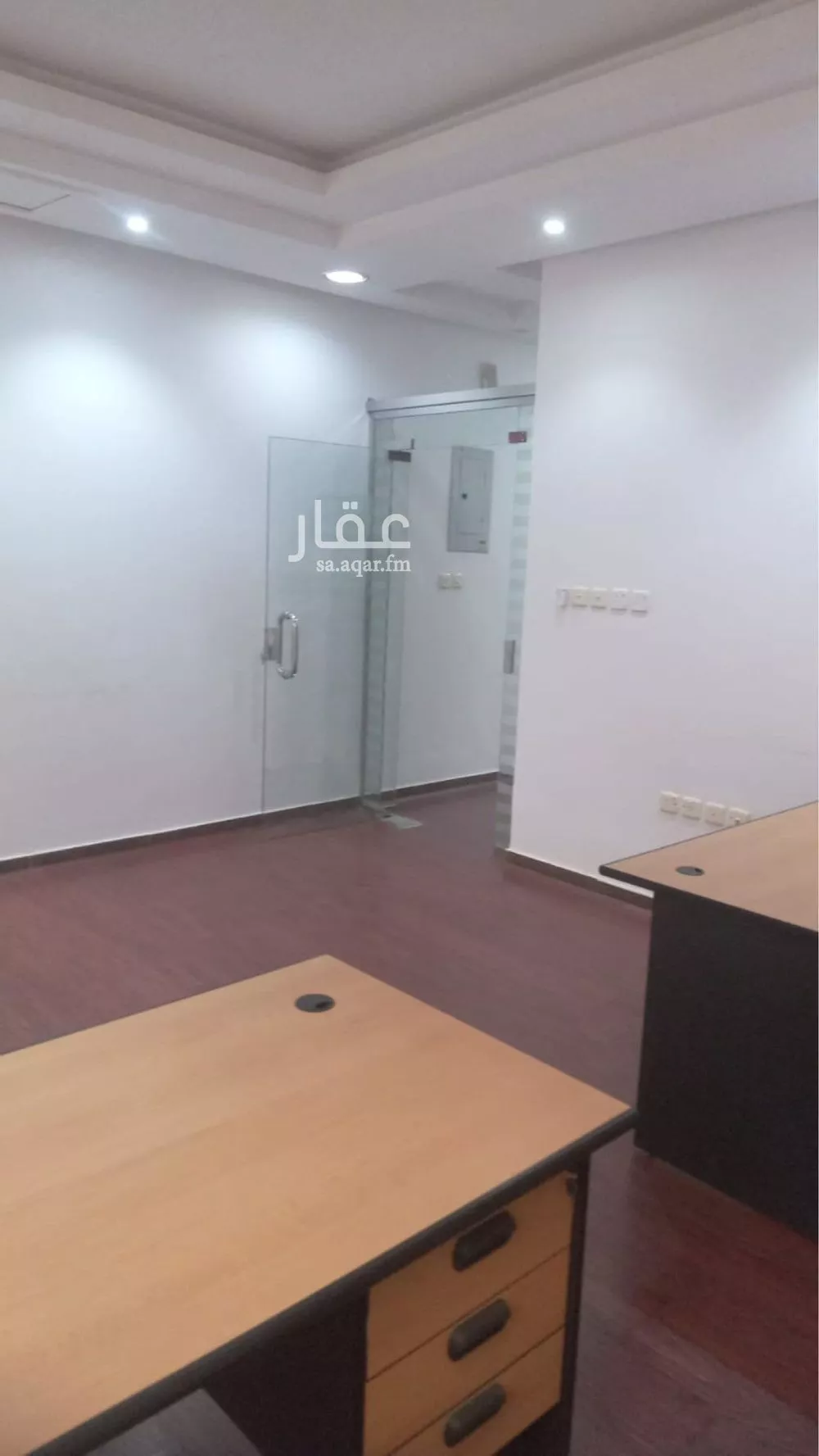 80 sqm office in Ishbiliyah 6