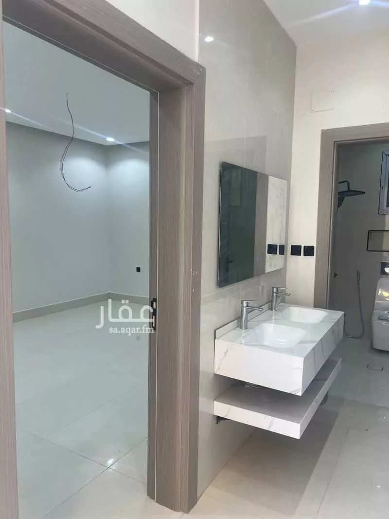 عمارة 325 م² في طيبة 2