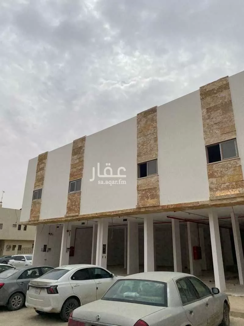 1000 sqm building in Al Rawdah 2