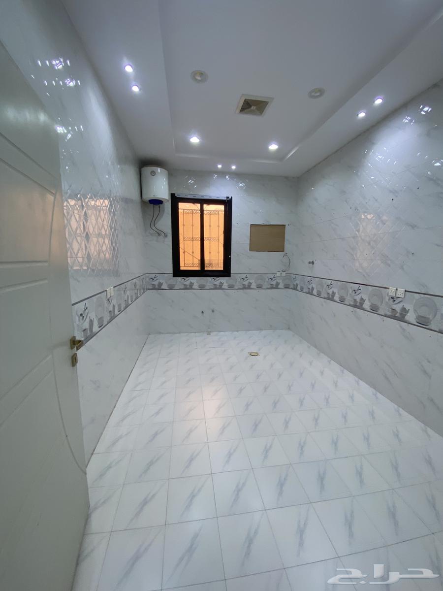 3 bedroom apartment in Al Rimal 13
