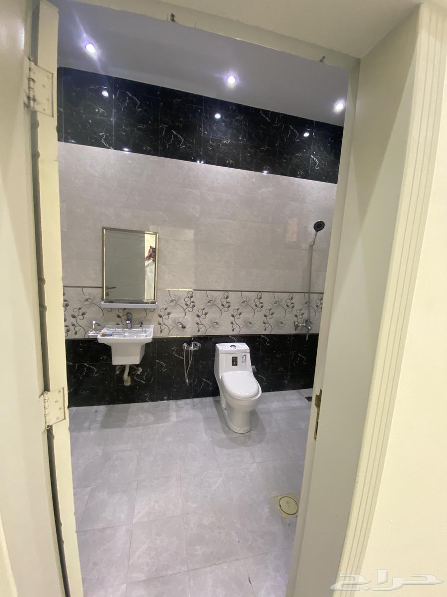 3 bedroom apartment in Al Rimal 8