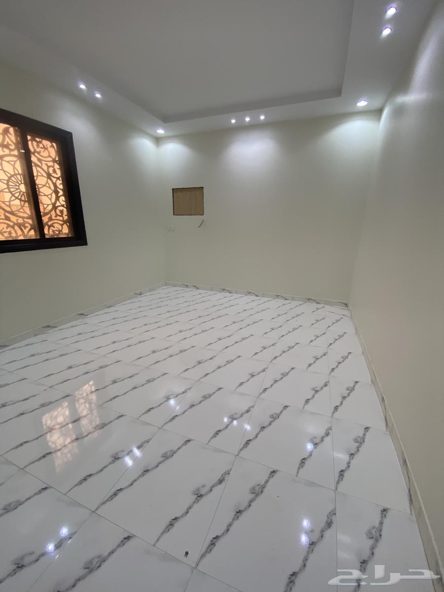 3 bedroom apartment in Al Rimal 9
