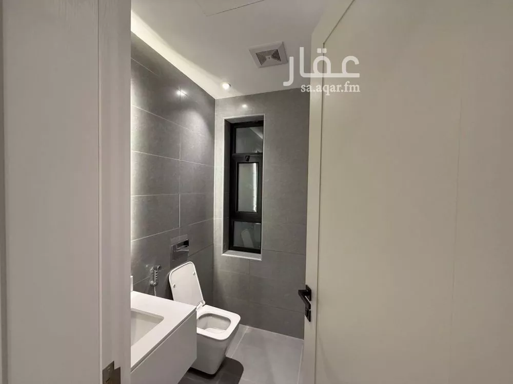 3 bedroom apartment in Al Bahr 11