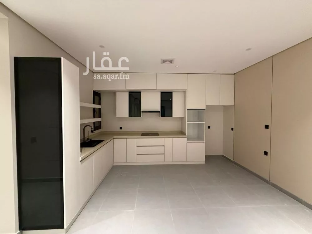 3 bedroom apartment in Al Bahr 3