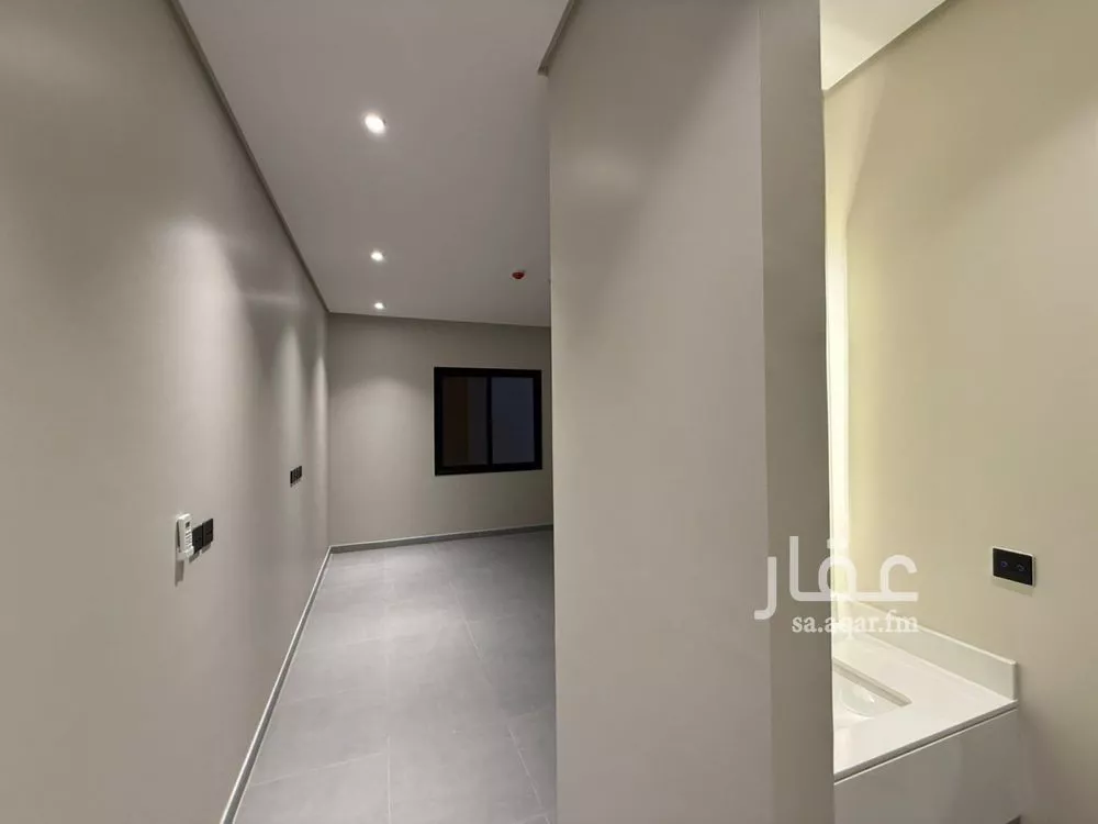 3 bedroom apartment in Al Bahr 5