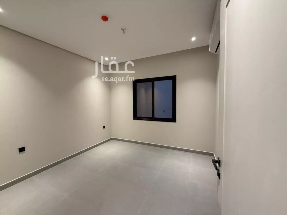 3 bedroom apartment in Al Bahr 10