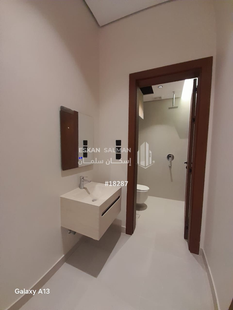 7 bedroom villa in An Nadhim, Riyadh 4