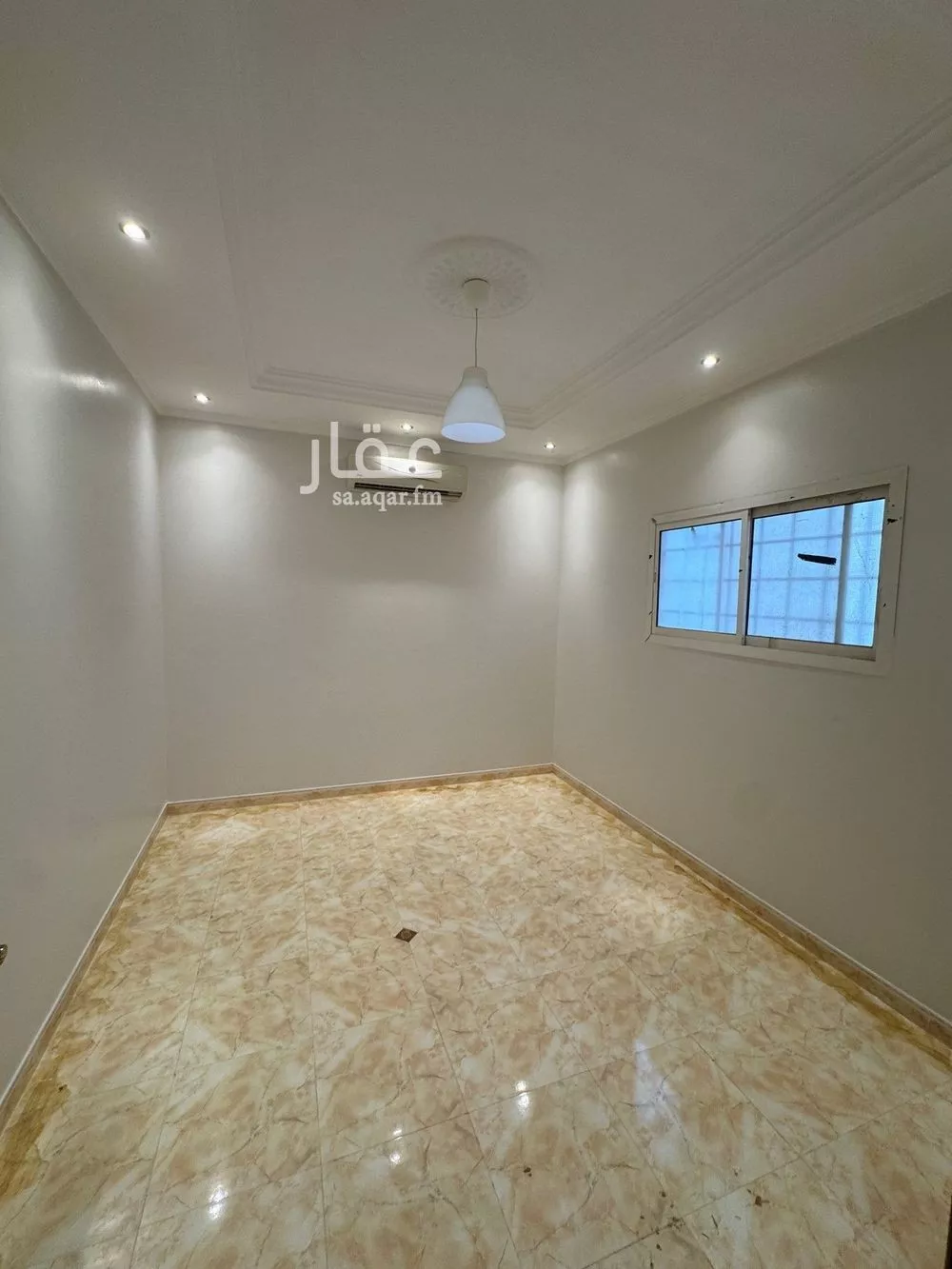 3 bedroom floor in Ishbiliyah 12