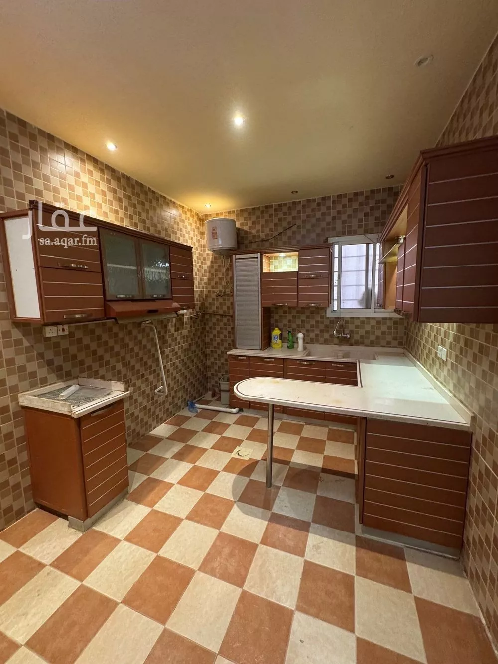 3 bedroom floor in Ishbiliyah 3