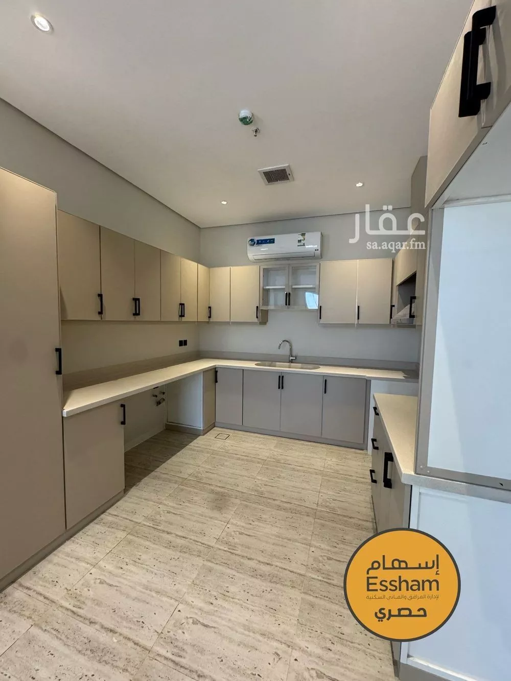 3 bedroom apartment in Al Bahr 7