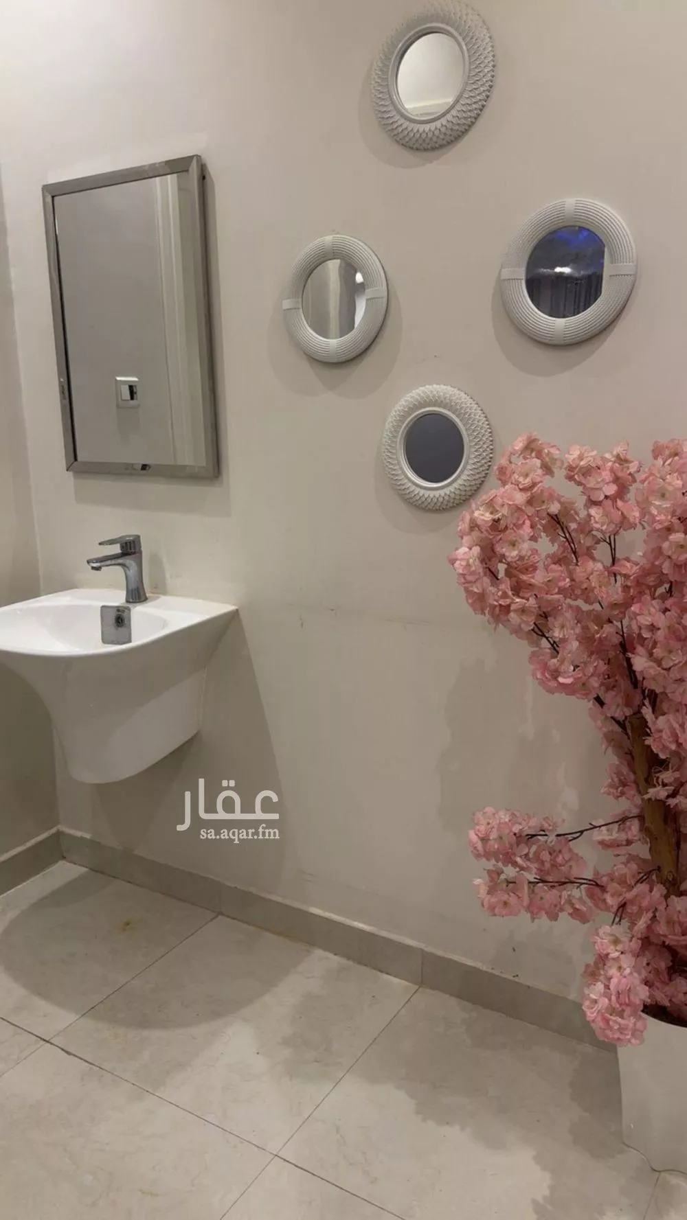 5 bedroom apartment in Dhahrat Laban 4