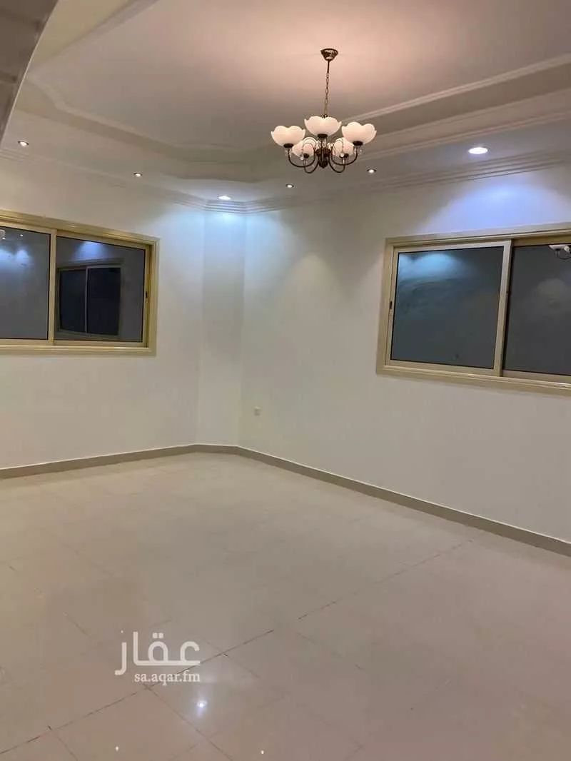 5 bedroom floor in Al Khaleej 10