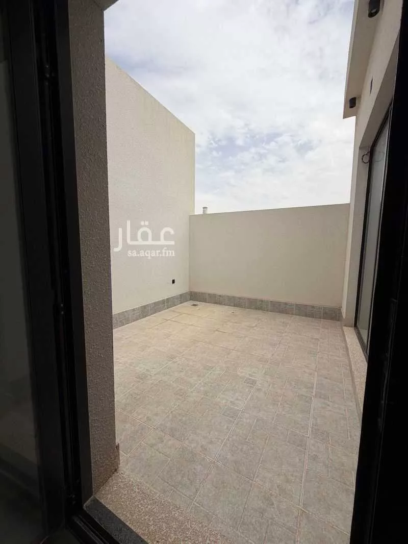 2 bedroom floor in Al Narjis 5